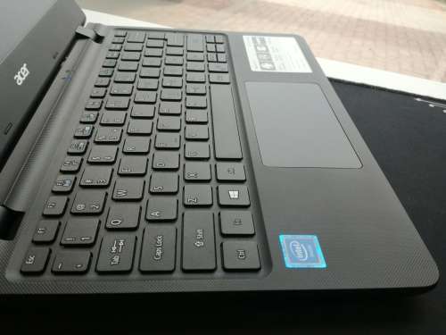 ***BRAND NEW***ACER ASPIRE ES11 ES1*6TH GEN N3350*2GB RAM*32GB EMMS*HD DISPLAY